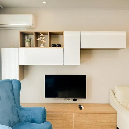 Luna Apartment Golem (Tirana)
