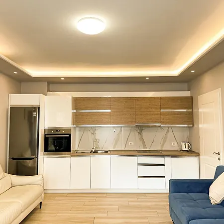Luna Apartment