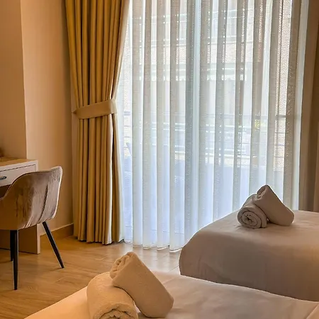 Luna Apartment
