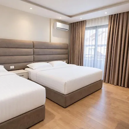 Luna Apartment